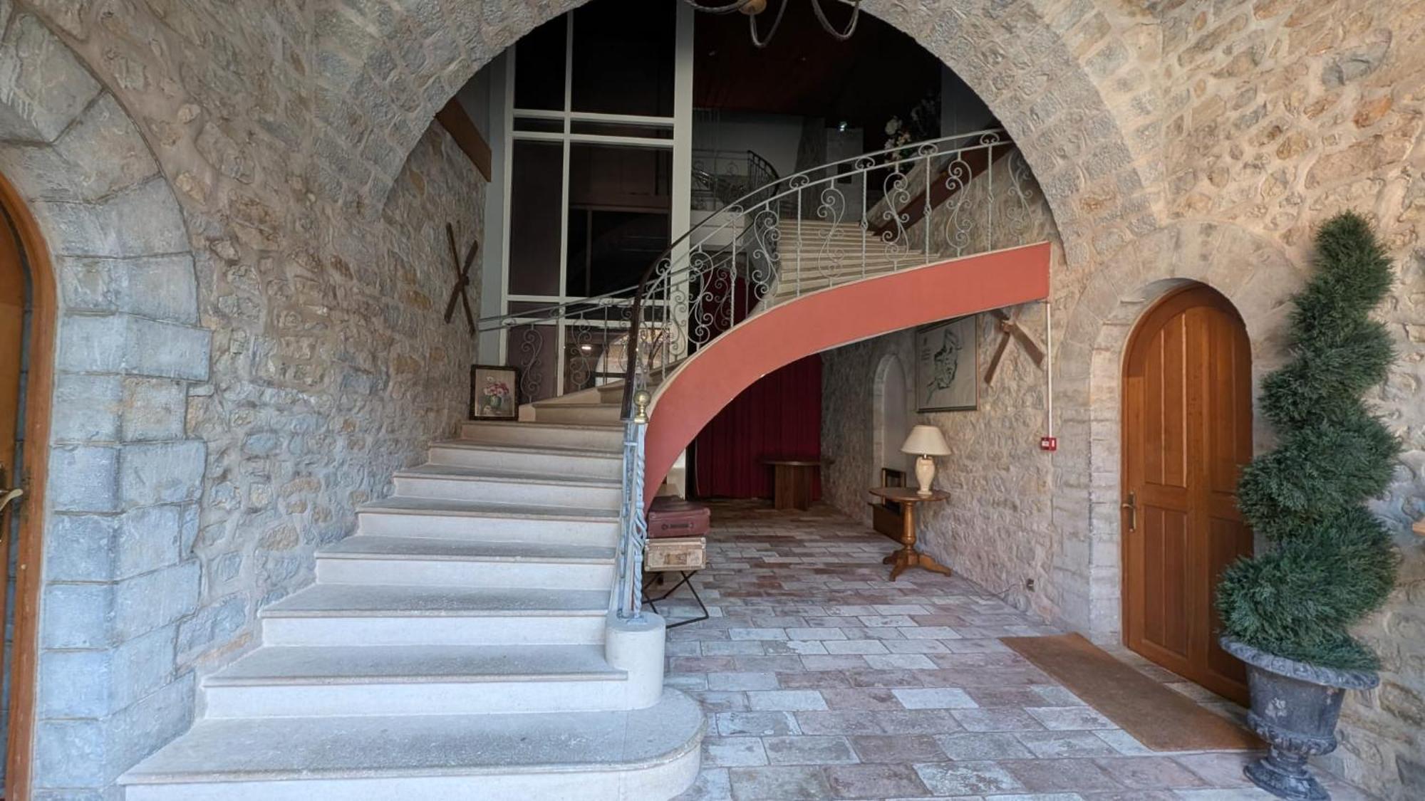 Chateau De Bournel Hotel 4*
